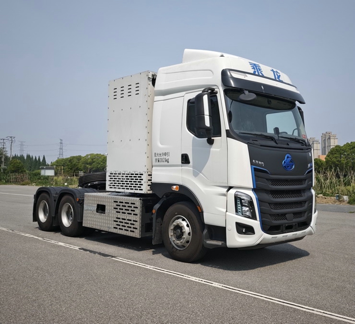 乘龙燃料电池牵引车.jpg 乘龙燃料电池牵引车.jpg