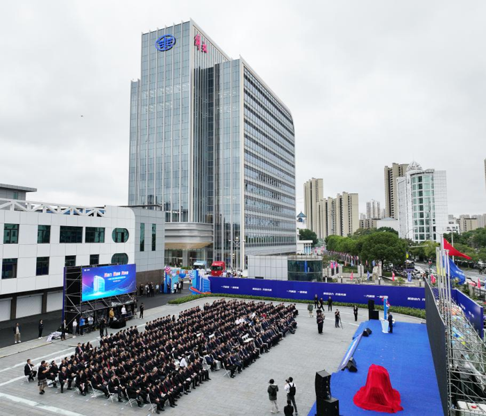 解放力量再升级,无锡研发基地落成,剑指世界一流商用车!3.png 解放力量再升级,无锡研发基地落成,剑指世界一流商用车!3.png