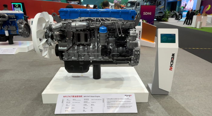 潍柴全明星阵容闪耀2025全球合作伙伴大会4.png 潍柴全明星阵容闪耀2025全球合作伙伴大会4.png