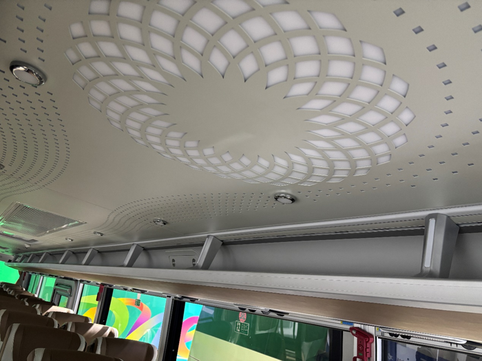 揭开中通H13旅团客车的神秘面纱5.png 揭开中通H13旅团客车的神秘面纱5.png