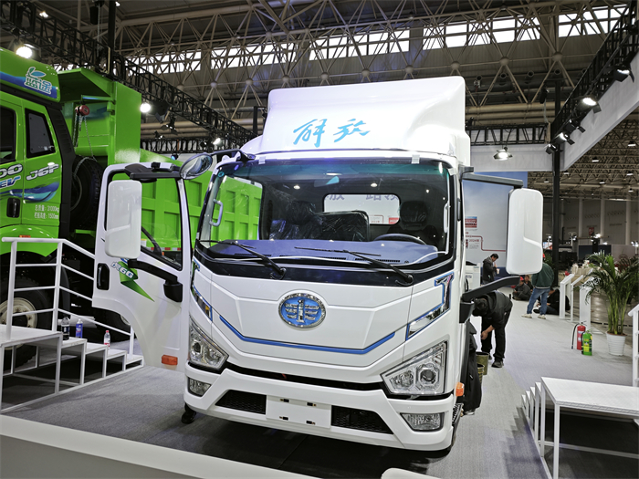 解放虎6G纯电载货车.jpg 解放虎6G纯电载货车.jpg