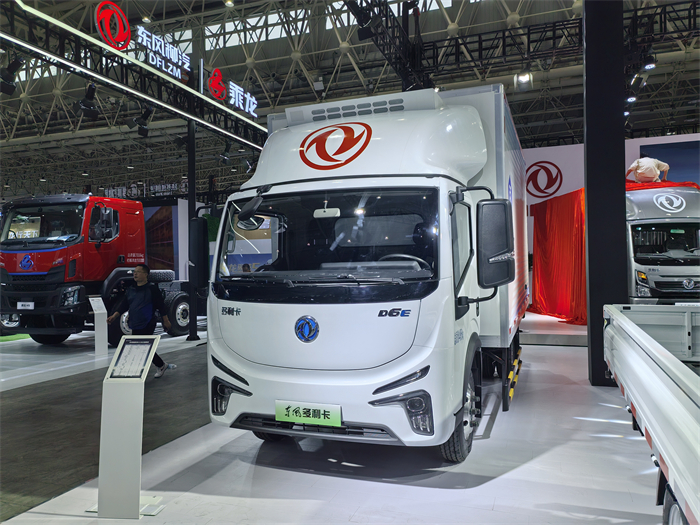 多利卡D6E.jpg 多利卡D6E.jpg