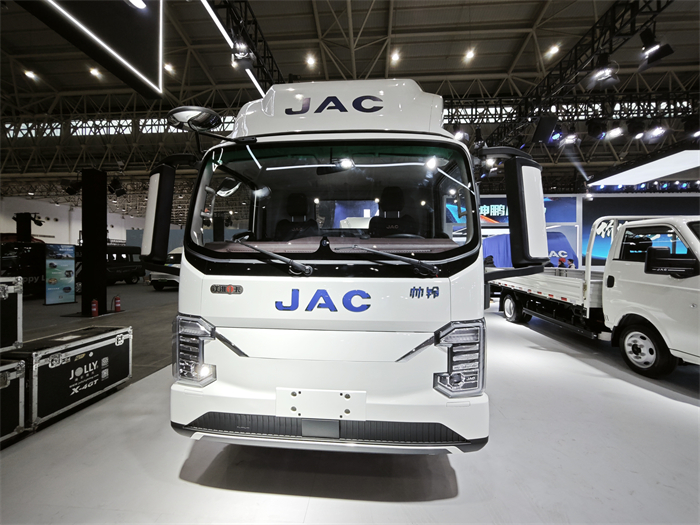 江淮1卡帅铃ES6.jpg 江淮1卡帅铃ES6.jpg