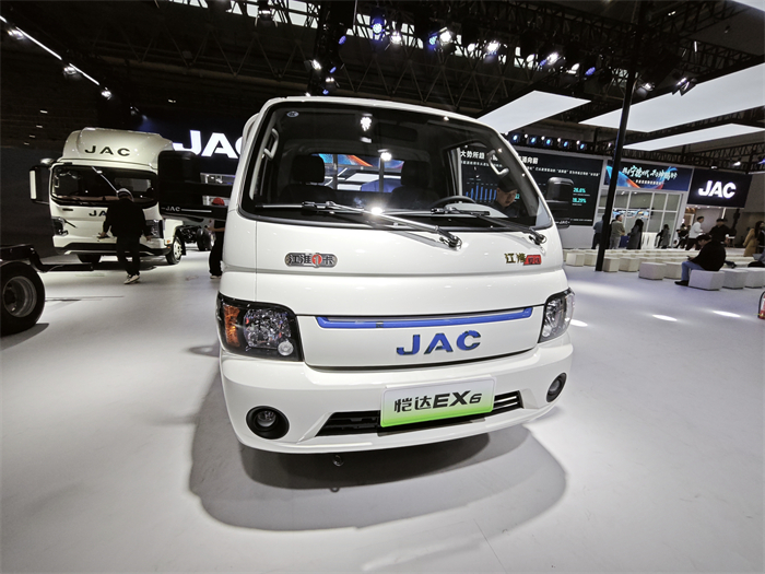 江淮1卡恺达EX6.jpg 江淮1卡恺达EX6.jpg