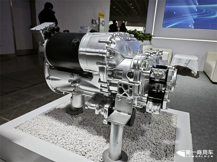 玉柴eVCT功率分流型混合动力总成.jpg