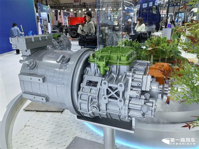 变速器总成型号 F4E320.jpg