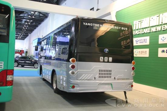 扬子江纯电动城市客车 (1).jpg 扬子江纯电动城市客车 (1).jpg