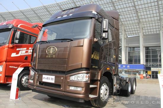 解放J6P 6×4牵引车领航版,460马力 (3).jpg