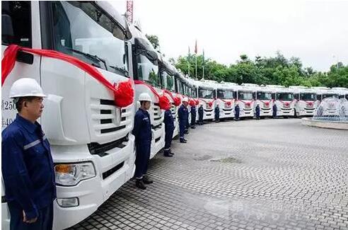 联合卡车.jpg 联合卡车.jpg