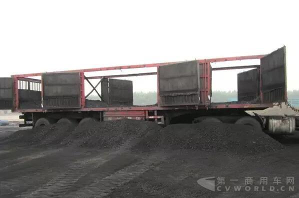 13米半挂车.jpg 13米半挂车.jpg