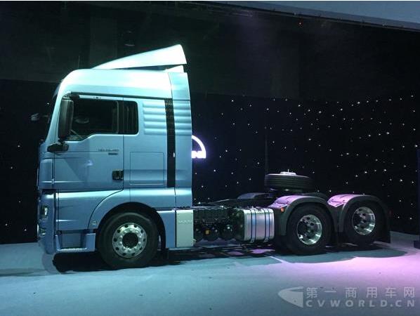 曼恩 EfficientLine高效版牵引车3.jpg 曼恩 EfficientLine高效版牵引车3.jpg