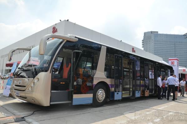 宇通机场摆渡车 (8).jpg 宇通机场摆渡车 (8).jpg