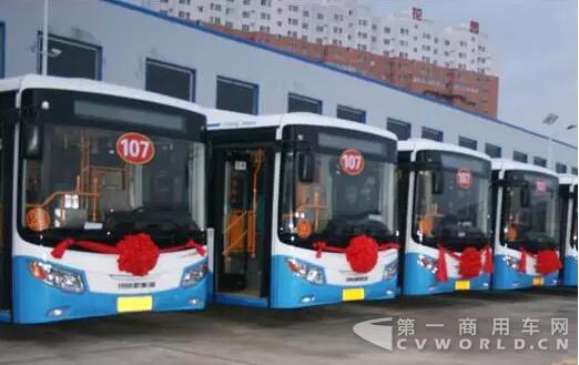 搭载世界领先银隆钛电池技术的银隆新能源纯电动客车.jpg 搭载世界领先银隆钛电池技术的银隆新能源纯电动客车.jpg