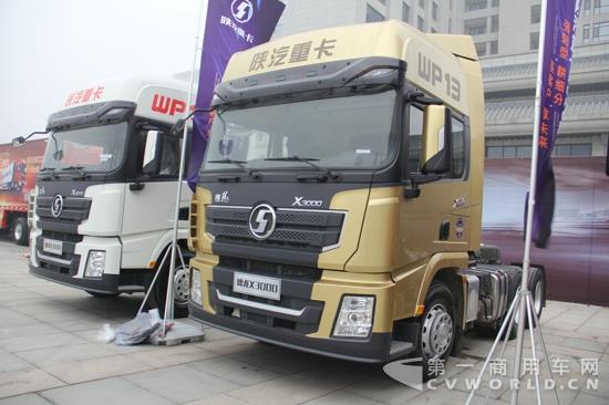 530马力的德龙X3000黄金版牵引车 (4).jpg 530马力的德龙X3000黄金版牵引车 (4).jpg