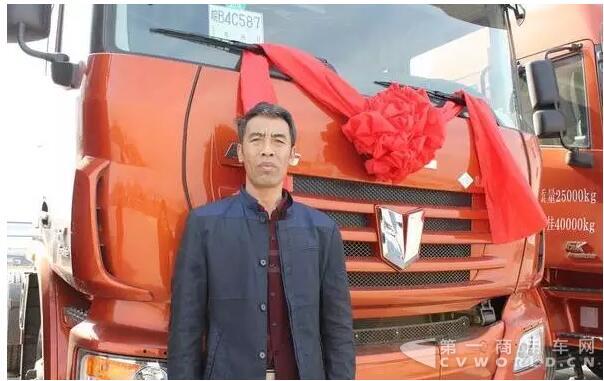 联合卡车3.jpg 联合卡车3.jpg