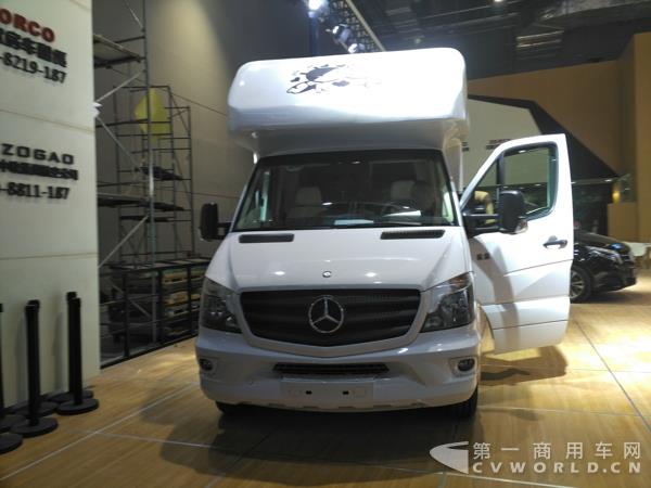 中欧房车展台33.jpg