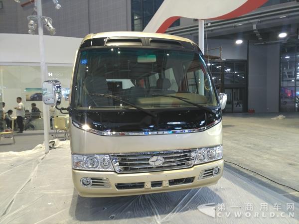 九龙C6商务客车2.jpg