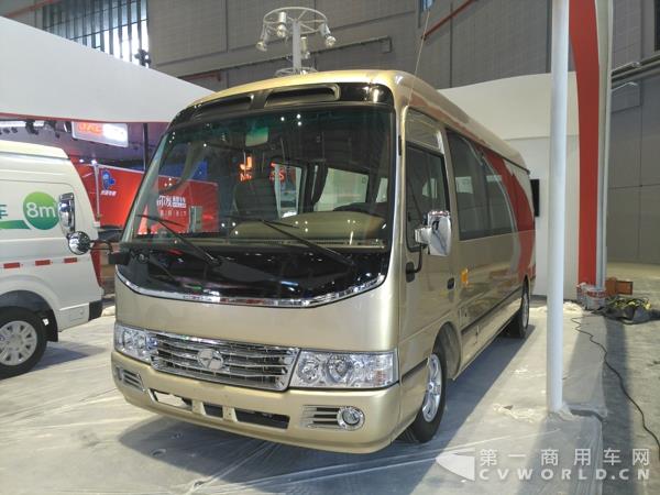 九龙C6商务客车.jpg