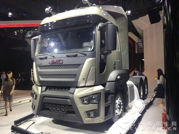 江铃威龙重卡.jpg 江铃威龙重卡.jpg