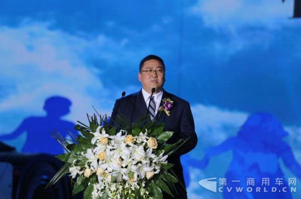 中国下一代教育基金会爱心速递专项基金秘书长可勒致辞.jpg 中国下一代教育基金会爱心速递专项基金秘书长可勒致辞.jpg