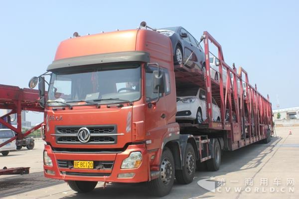 东风天龙轿运车.jpg 东风天龙轿运车.jpg