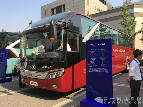 XMQ6127CYD5C公路客车 (4).jpg XMQ6127CYD5C公路客车 (4).jpg