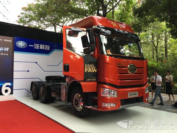 解放新J6 460马力牵引车.jpg 解放新J6 460马力牵引车.jpg