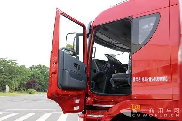中控门锁,GPS锁国装置.jpg 中控门锁,GPS锁国装置.jpg
