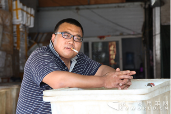 江铃轻卡助力,成就小人物的水产大业务447.png 江铃轻卡助力,成就小人物的水产大业务447.png