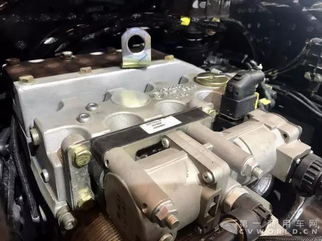 ڵȵ㣡ҽʨC500 AMTǣ߶ؿ5.jpg