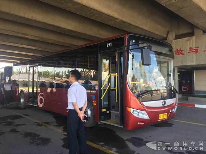 牡丹江市公交集团301车队牡海桥公交总站.jpg 牡丹江市公交集团301车队牡海桥公交总站.jpg