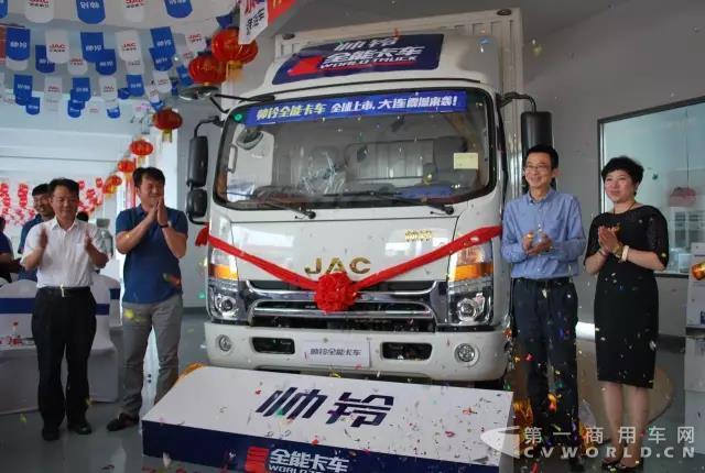 为“鲜活”而来,帅铃全能卡车大连上市.jpg 为“鲜活”而来,帅铃全能卡车大连上市.jpg
