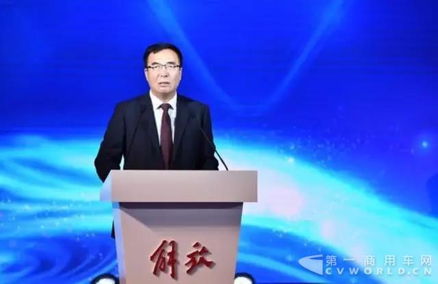 1-6月中重卡销量第一!新目标,新动力,2017属于解放!4.jpg 1-6月中重卡销量第一!新目标,新动力,2017属于解放!4.jpg