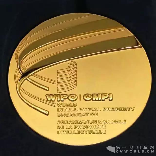 不能再棒!东风公司荣获“中国商标金奖”1.jpg 不能再棒!东风公司荣获“中国商标金奖”1.jpg