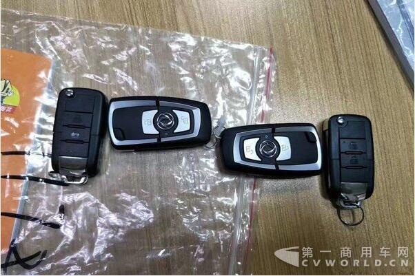 东风要放大招 新凯普特多利卡首次曝光!5.jpg 东风要放大招 新凯普特多利卡首次曝光!5.jpg