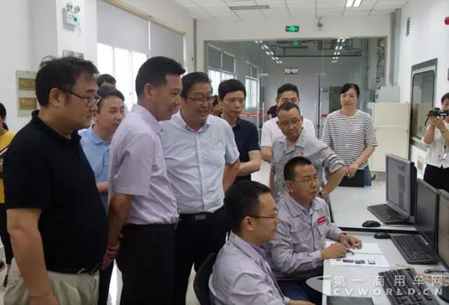 再添新力量!东风汽车国六2.3L发动机点火成功!2.jpg 再添新力量!东风汽车国六2.3L发动机点火成功!2.jpg