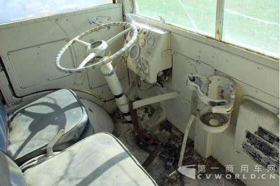 由于成本被军方淘汰的优秀卡车 1952款克莱斯勒T53 4.jpg 由于成本被军方淘汰的优秀卡车 1952款克莱斯勒T53 4.jpg