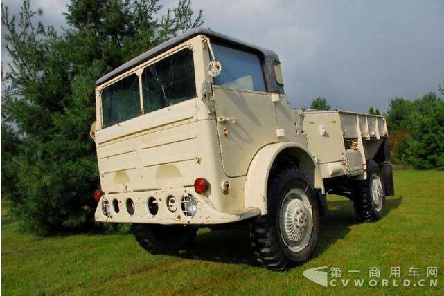 由于成本被军方淘汰的优秀卡车 1952款克莱斯勒T53 5.jpg 由于成本被军方淘汰的优秀卡车 1952款克莱斯勒T53 5.jpg
