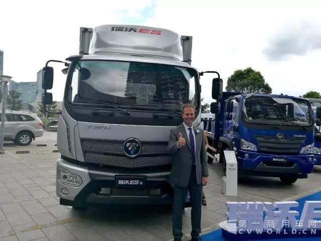 福田瑞沃ES新一代超级卡车 质领上市2.jpg 福田瑞沃ES新一代超级卡车 质领上市2.jpg