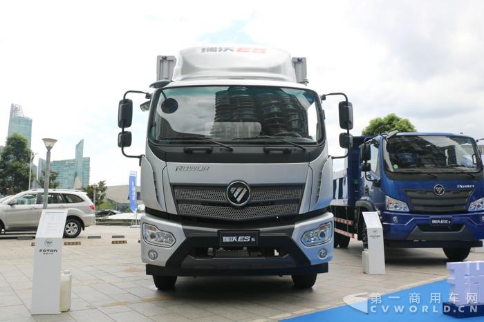 超级卡车 (2).jpg 超级卡车 (2).jpg