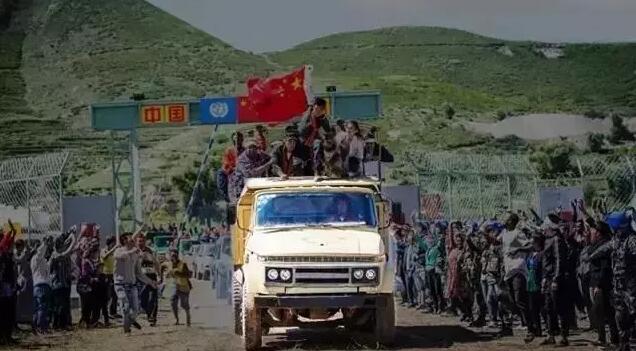 战狼2中出现的解放CA141卡车.jpg 战狼2中出现的解放CA141卡车.jpg
