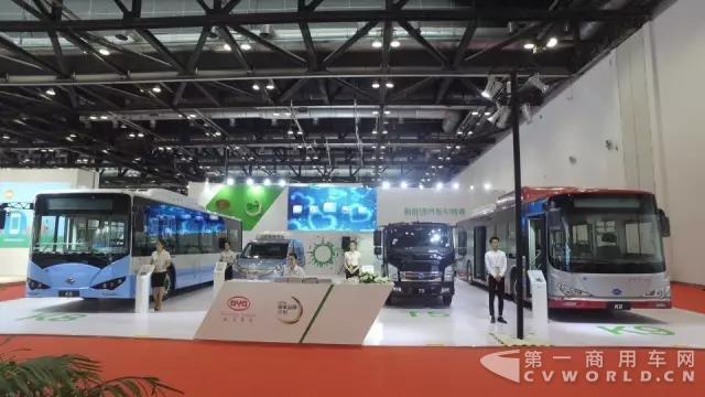 引领绿色潮流 比亚迪商用车亮相国际电动车技术展.jpg 引领绿色潮流 比亚迪商用车亮相国际电动车技术展.jpg