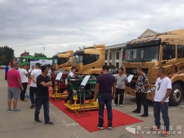 巡展不停 订单不断 汉马H7全国巡展第二站获单28台.jpg 巡展不停 订单不断 汉马H7全国巡展第二站获单28台.jpg