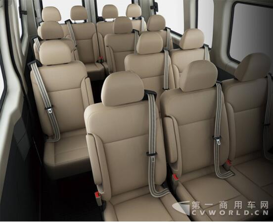 上汽大通V80感恩回馈钜惠来袭6.jpg 上汽大通V80感恩回馈钜惠来袭6.jpg