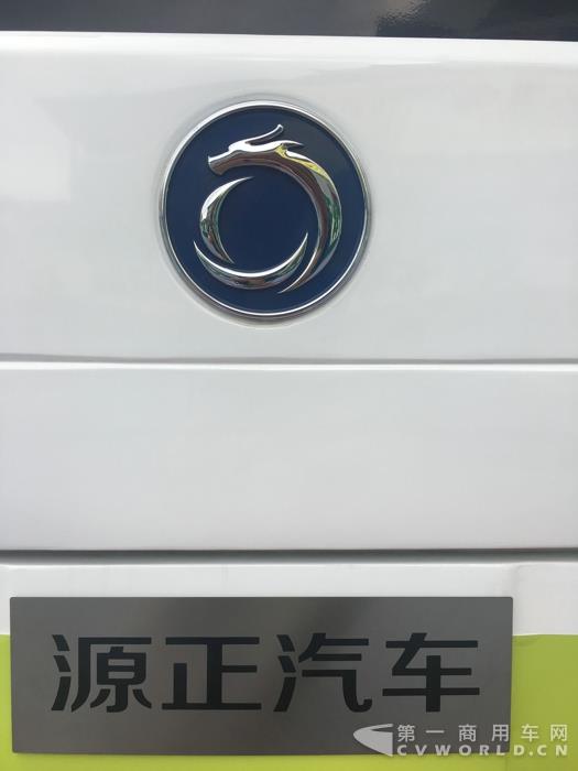 申龙客车04.jpg 申龙客车04.jpg