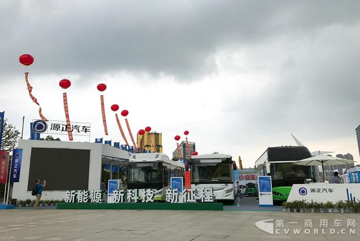 申龙客车12.jpg 申龙客车12.jpg