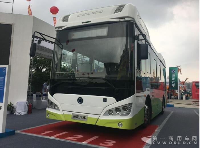 源正SLK6859氢燃料电池客车.jpg 源正SLK6859氢燃料电池客车.jpg