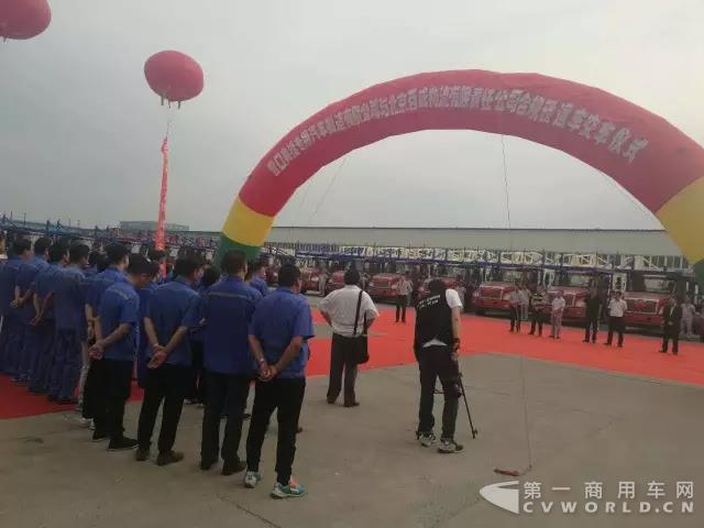 安捷+奥捷合标轿运新车批量交付北京百成物流5.jpg