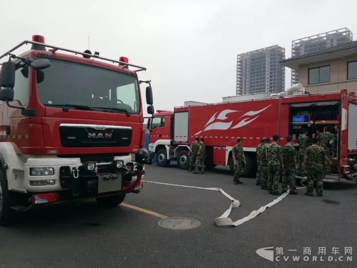 Handover#安普多款抢险救援消防车浙江顺利交付!.jpg Handover#安普多款抢险救援消防车浙江顺利交付!.jpg