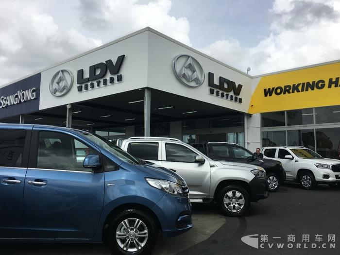 新西兰经销店展车5.jpg 新西兰经销店展车5.jpg